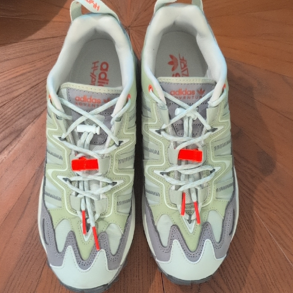 Like New Adidas Hyperturf Linen Green/Grey Athletic Shoes Sz 11 GY4164